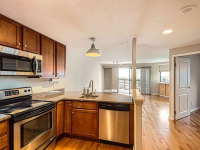 100 Park Ave W APT 1907, Denver, CO, 80205