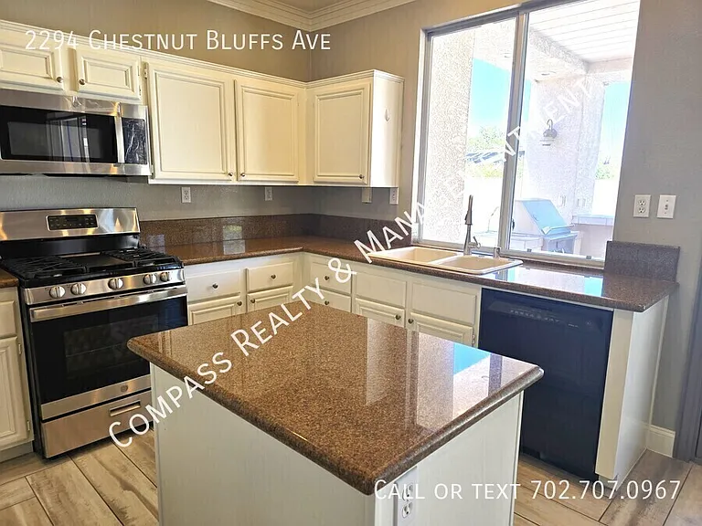 2294 Chestnut Bluffs Ave — Photo 8