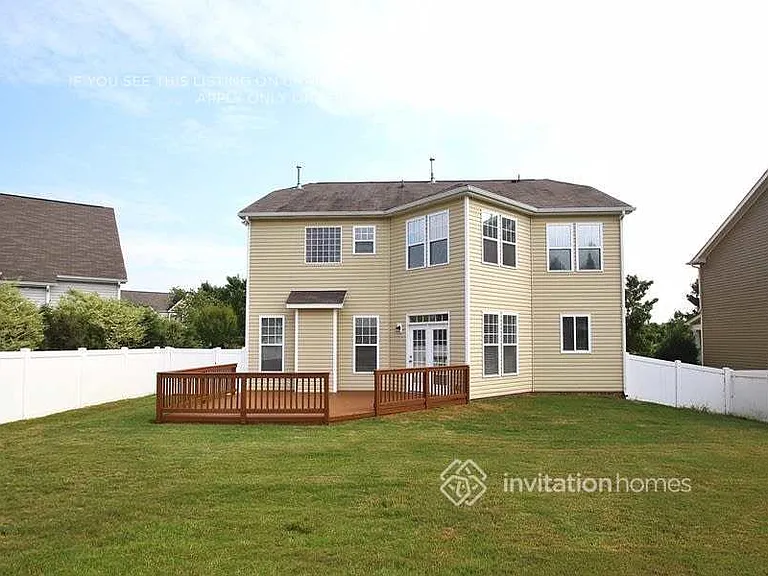 10006 Granite Trail Ln — Photo 4