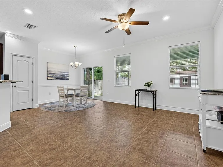 3204 W Marlin Ave — Photo 13