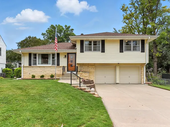 8218 Castelar St, Omaha, NE 68124