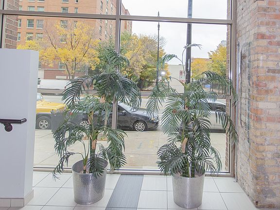 4th image of 1528 S Wabash Ave APT 305
