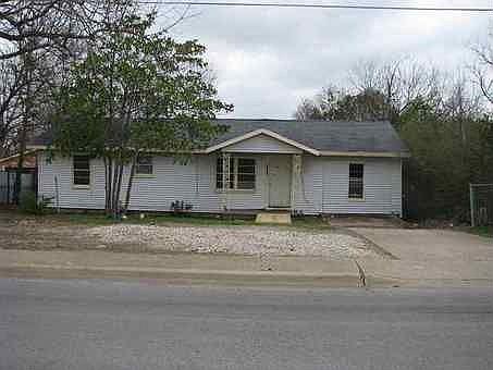 1st image of 1901 E Avenue H