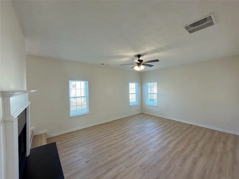 2770 Austin Ridge Dr — Photo 8
