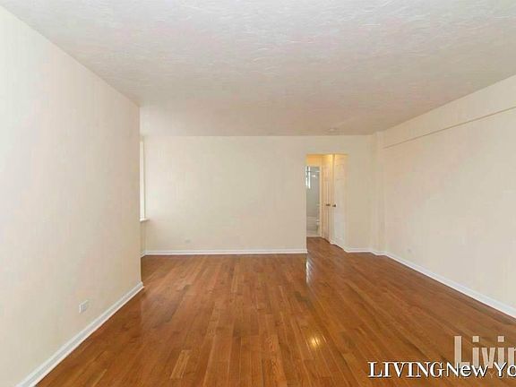 4th image of 5572 Netherland Ave APT 5G