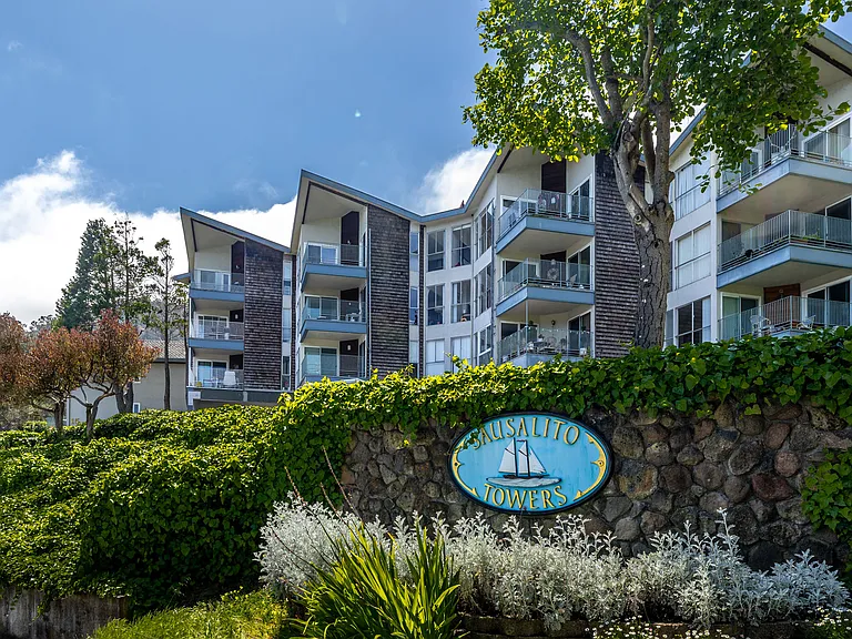 Sausalito Towers — Photo 7