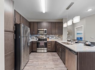 Bonavia Luxury Apartments, Shawnee, KS 66216