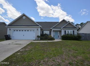 130 Dixon Rd, Holly Ridge, NC 28445