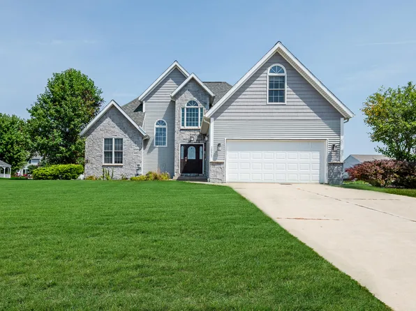 2025 Joni Ln, Stevensville, MI 49127