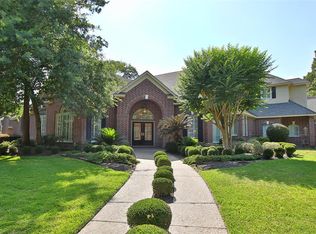 8706 Kennet Valley Rd, Spring, TX 77379