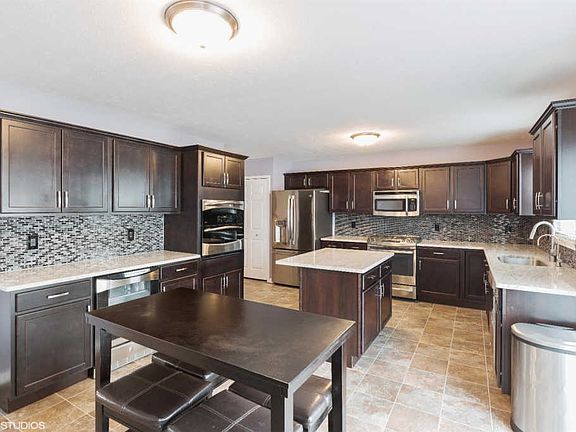 4th image of 13721 Empress Ln