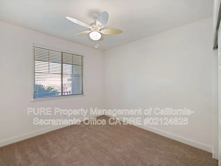 1732 Bamboo St — Photo 9