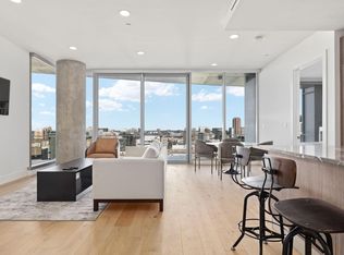 3130 N Harwood St APT 2005, Dallas, TX 75201
