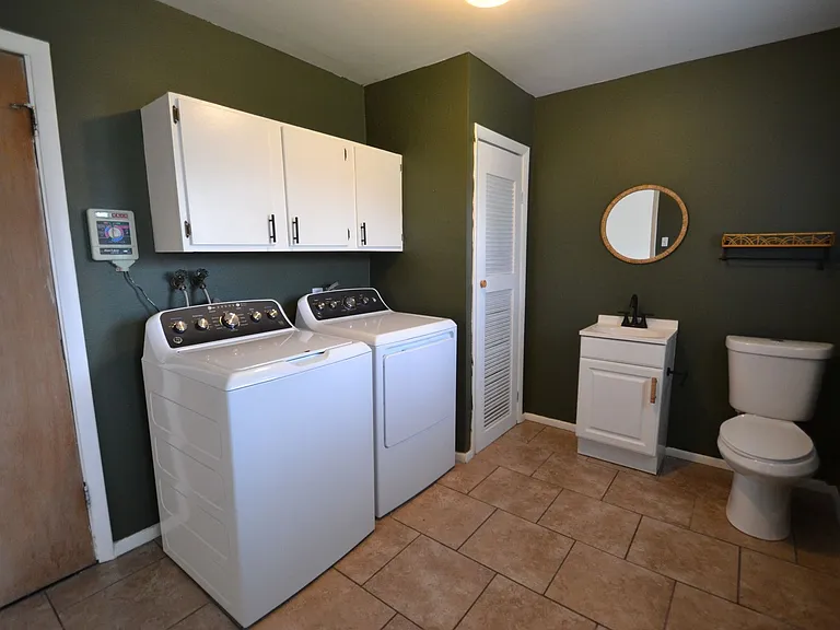3106 Gomer Ave — Photo 7