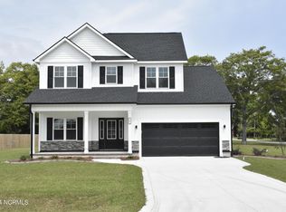 103 Leslie Dr, Hubert, NC 28539