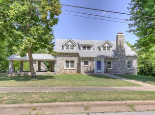 416 E Hickory St, Neosho, MO 64850