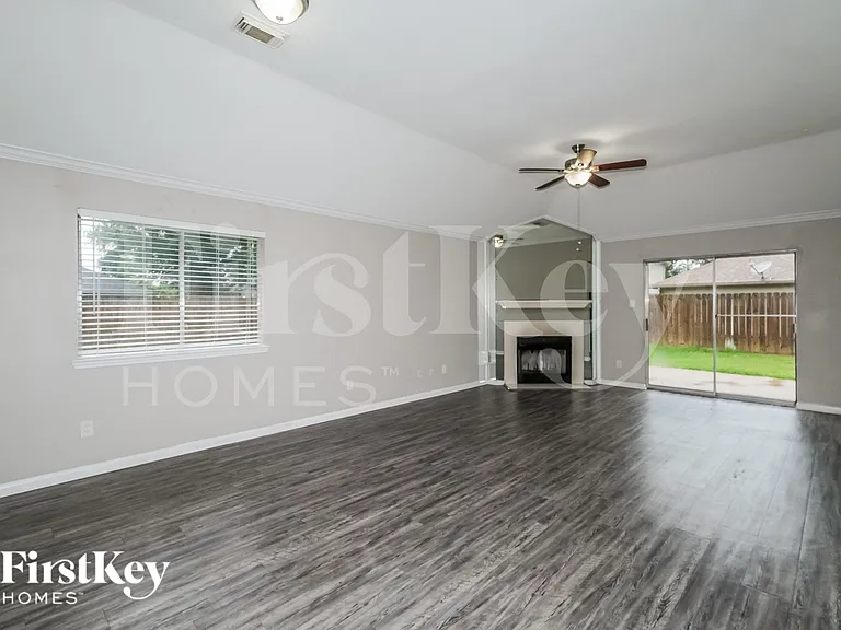 19442 Elmtree Estates Dr — Photo 3
