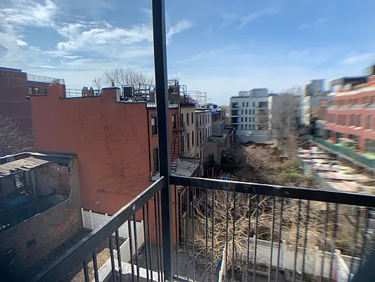 Rented by Francine Realty | media 23