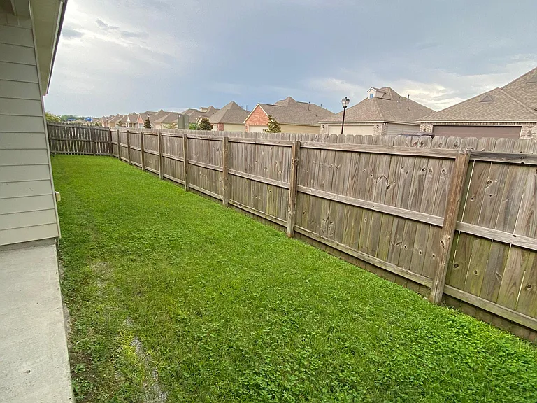 1406 Alouette Dr — Photo 32