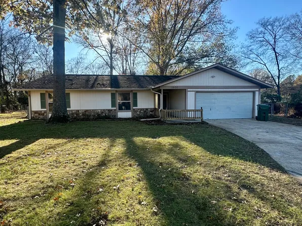 1900 W Tupelo Dr SE, Huntsville, AL 35803