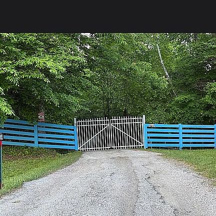 3rd image of 207 Boyd Franklin Rd