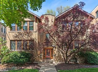 433 S Kenilworth Ave #1S, Oak Park, IL 60302