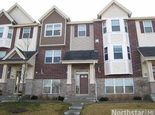 11877 Emery Village Dr N, Champlin, MN 55316
