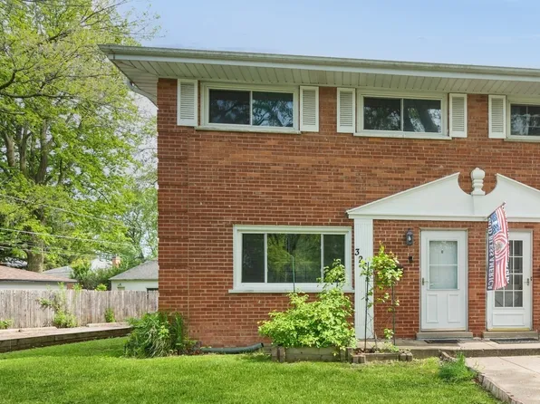 326 Skokie Ct, Wilmette, IL 60091