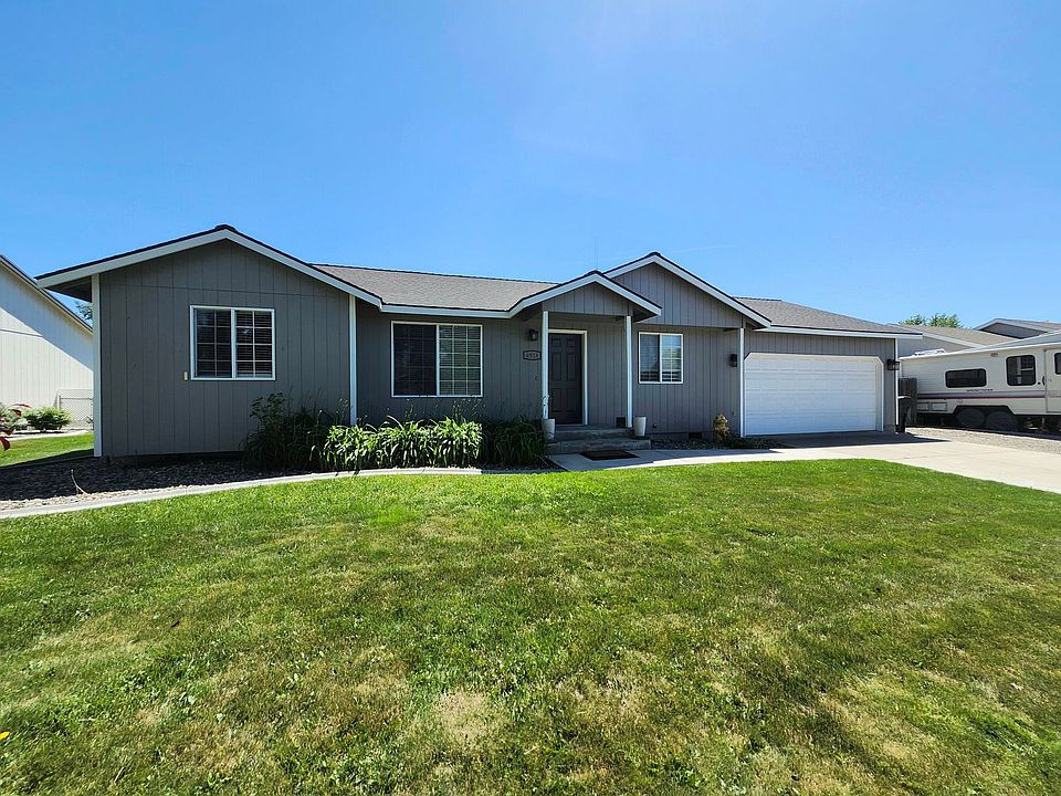 1st image of 4914 Sinai Dr