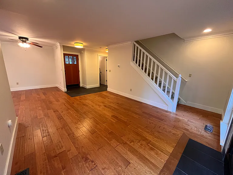 243 S Palatine Hill Rd — Photo 11