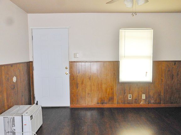 4th image of 1215 22nd St