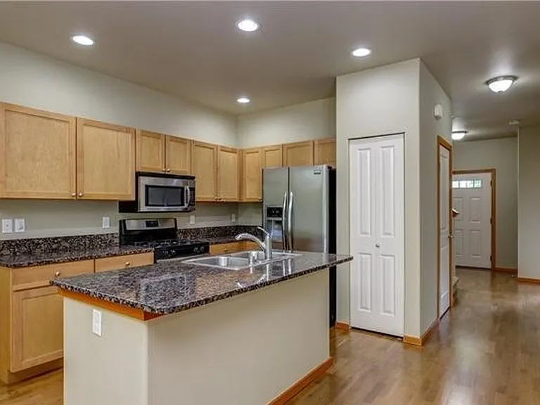 2081 Calico Loop — Photo 2