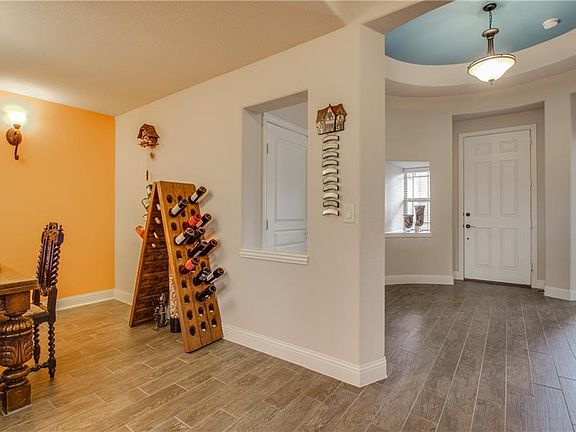 4th image of 507 Sagebrush Ln