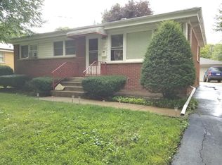 516 Radcliffe Ave, Des Plaines, IL 60016