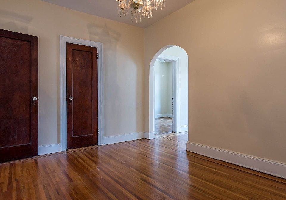 1st image of 135 Manhattan Ave #2FLRBB
