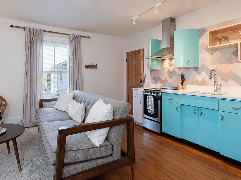 829 Belmont Ave #2 — Photo 3