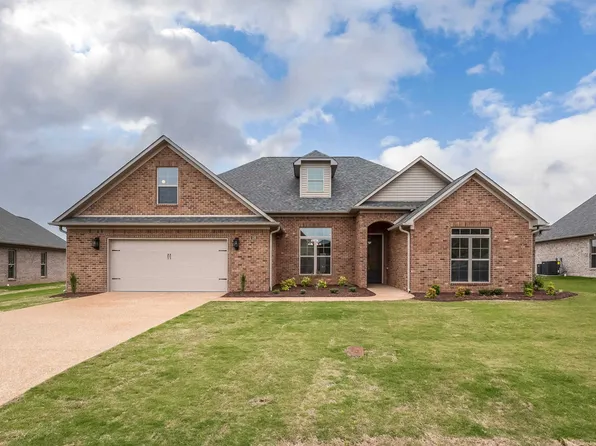 120 Isaiah Dr, Jackson, TN 38305