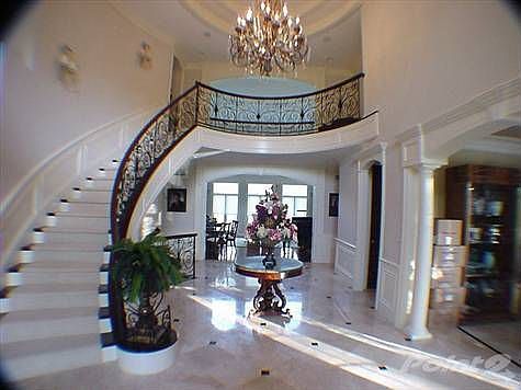 2nd image of 3958 Woodglen Ct