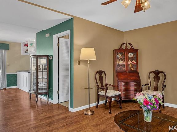 5th image of 1057 Hidden Ridge Trl