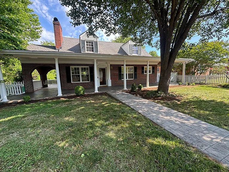 3479 Overbrook Dr — Photo 98