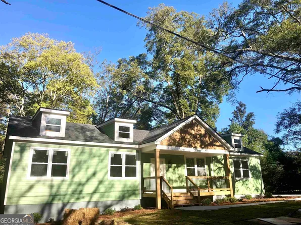 110 Witcher St, Union Point, GA 30669