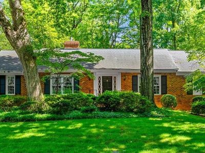 1810 Caulfield Dr, Greensboro, NC, 27410