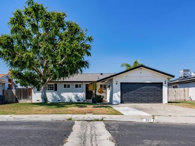 927 W Pico Ave, Clovis, CA, 93612