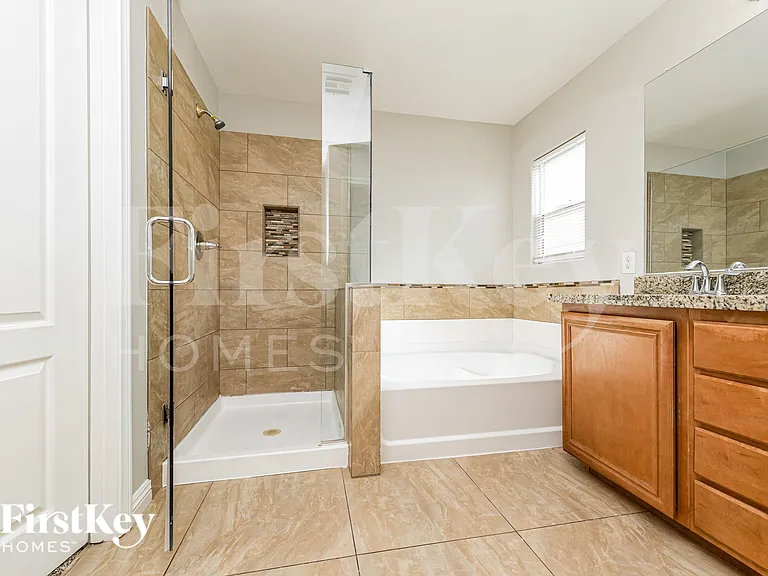 4913 Cherokee Run Ct — Photo 13