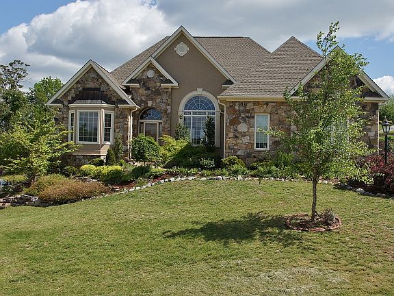 4th image of 235 Stoneledge Dr