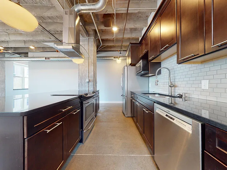 217 N Locust St #2-S — Photo 5