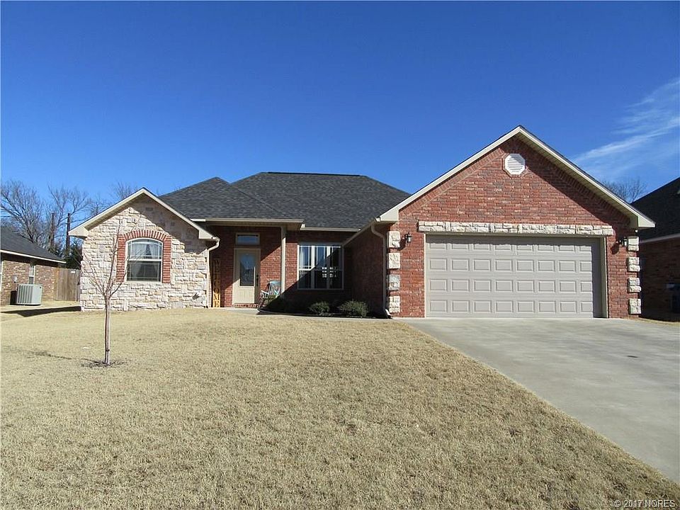 1st image of 1411 Monarch Dr
