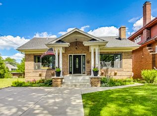 405 N Prospect Ave, Park Ridge, IL 60068