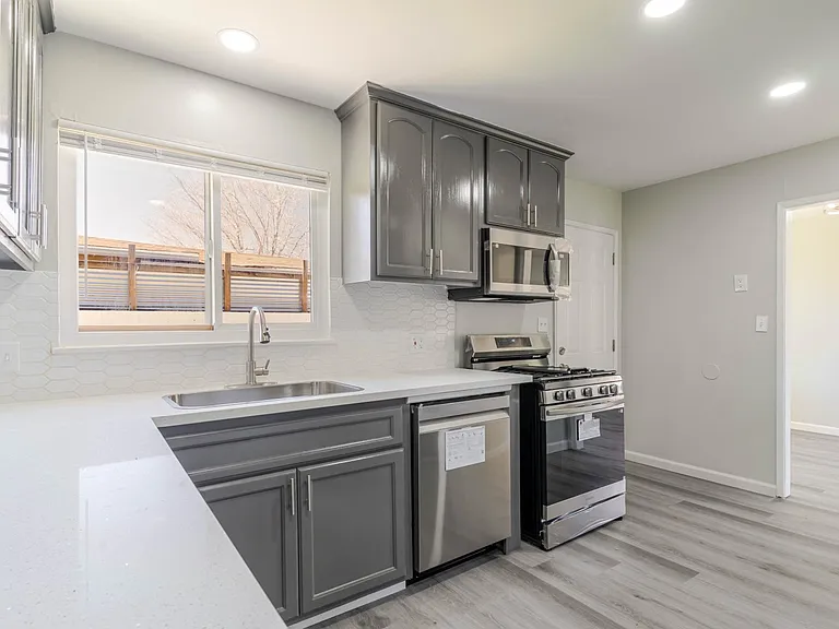 44961 5th St E — Photo 12