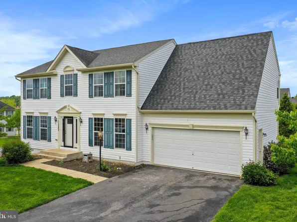 11382 Buhrman Dr E #E, Waynesboro, PA 17268